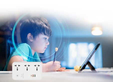 Ổ cắm thông minh Wifi Rạng Đông OC08.WF.USB 3C/10A